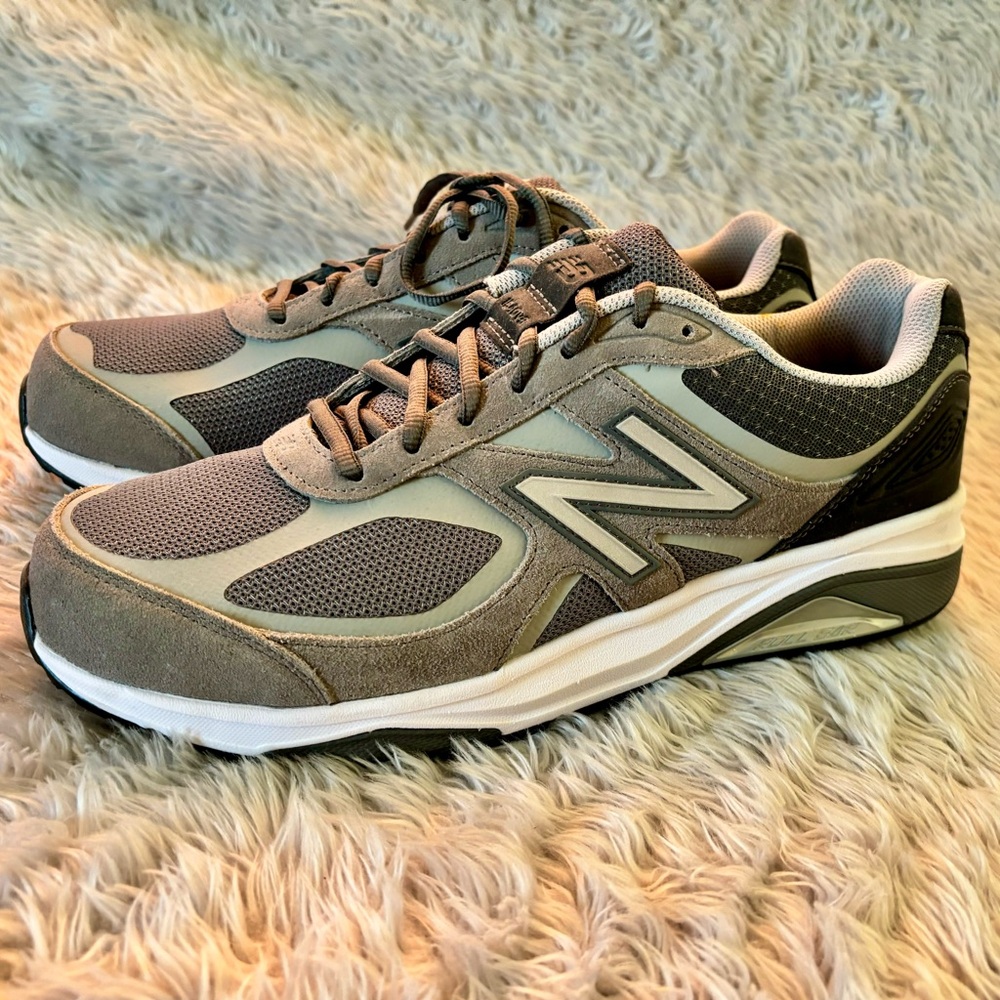 Men’s New Balance 1540 Sneaker